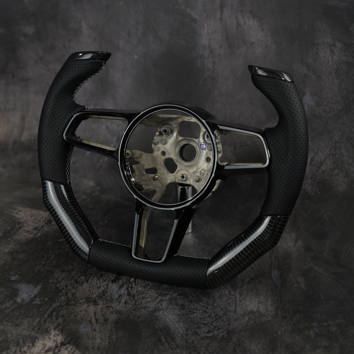 2014-2020 Porsche 911 (991.2) / GT3/GT3RS(991) / 718 Boxster/Cayman (982) / Cayenne (958.2) / Panamera (971) / Macan(95B) | Custom Steering Wheel by Exclusive Steering