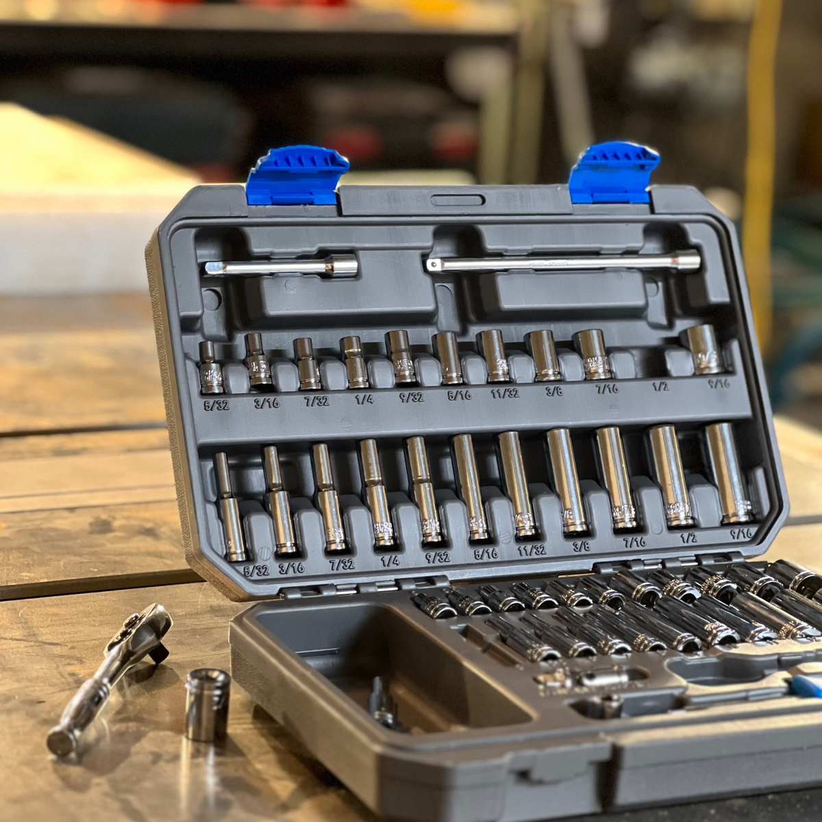 APOLLO TOOLS - DT0004-50 Piece ¼” Drive Socket Set - Prop and Piston