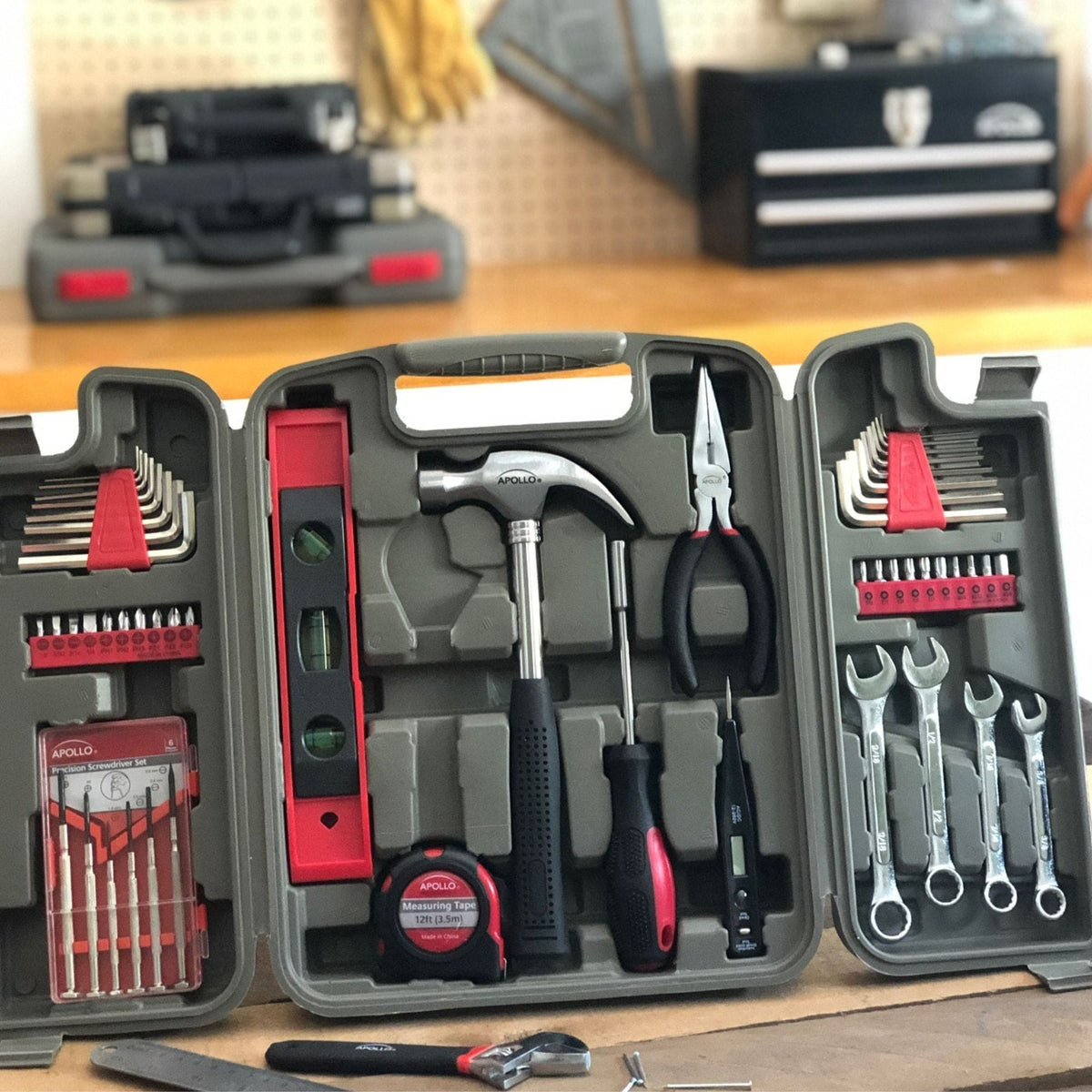 53 Piece Household Tool Kit - DT9408 - Prop and Piston