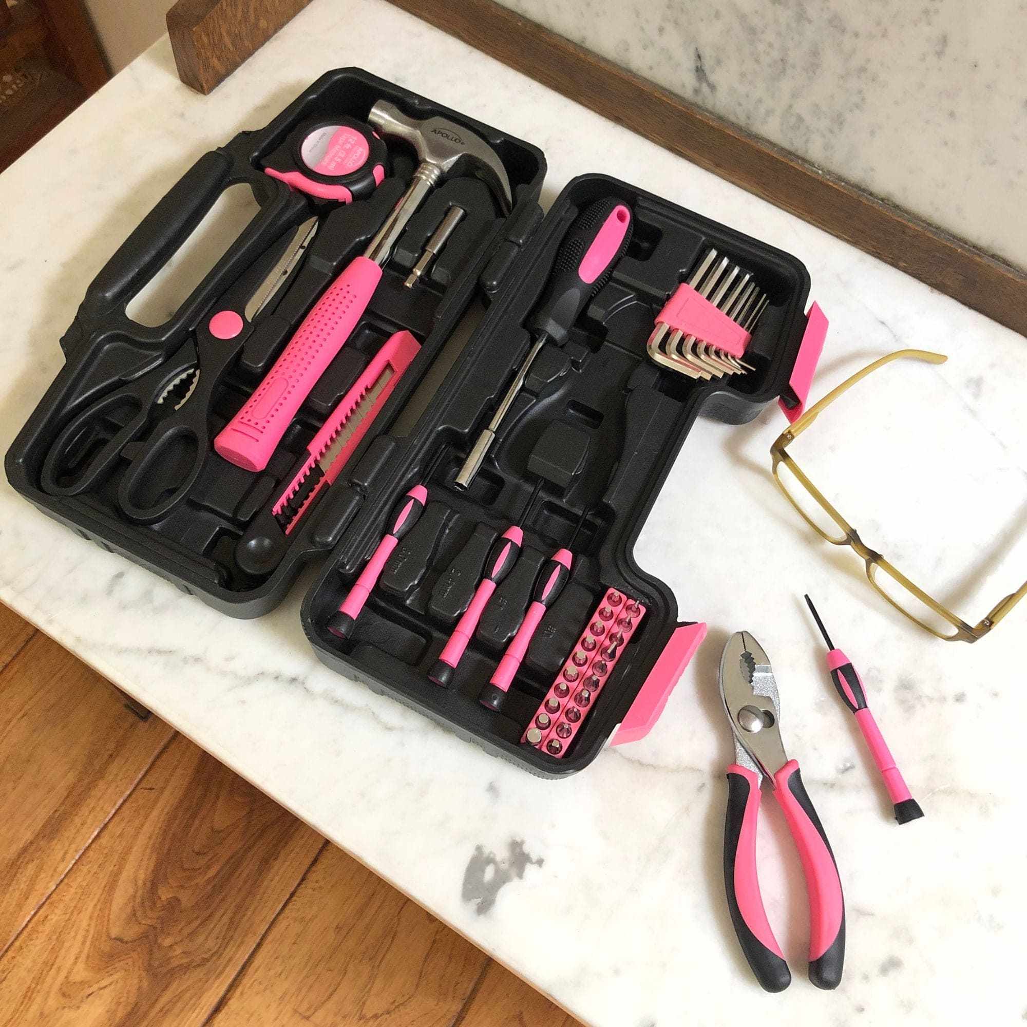 39 Piece General Tool Set pink compact DIY household repairs with hammer pliers screwdrivers in sturdy case