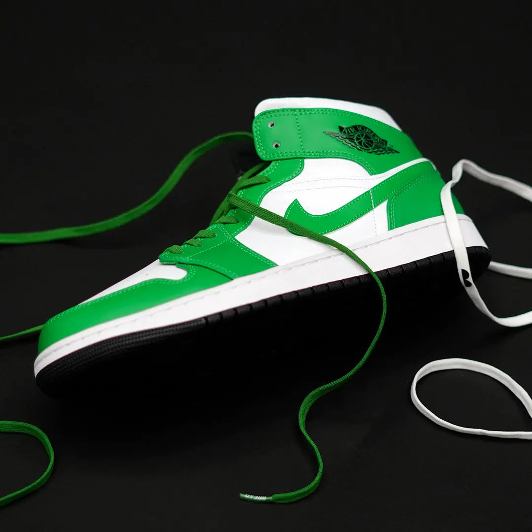 Lucky Green - Prop and Piston