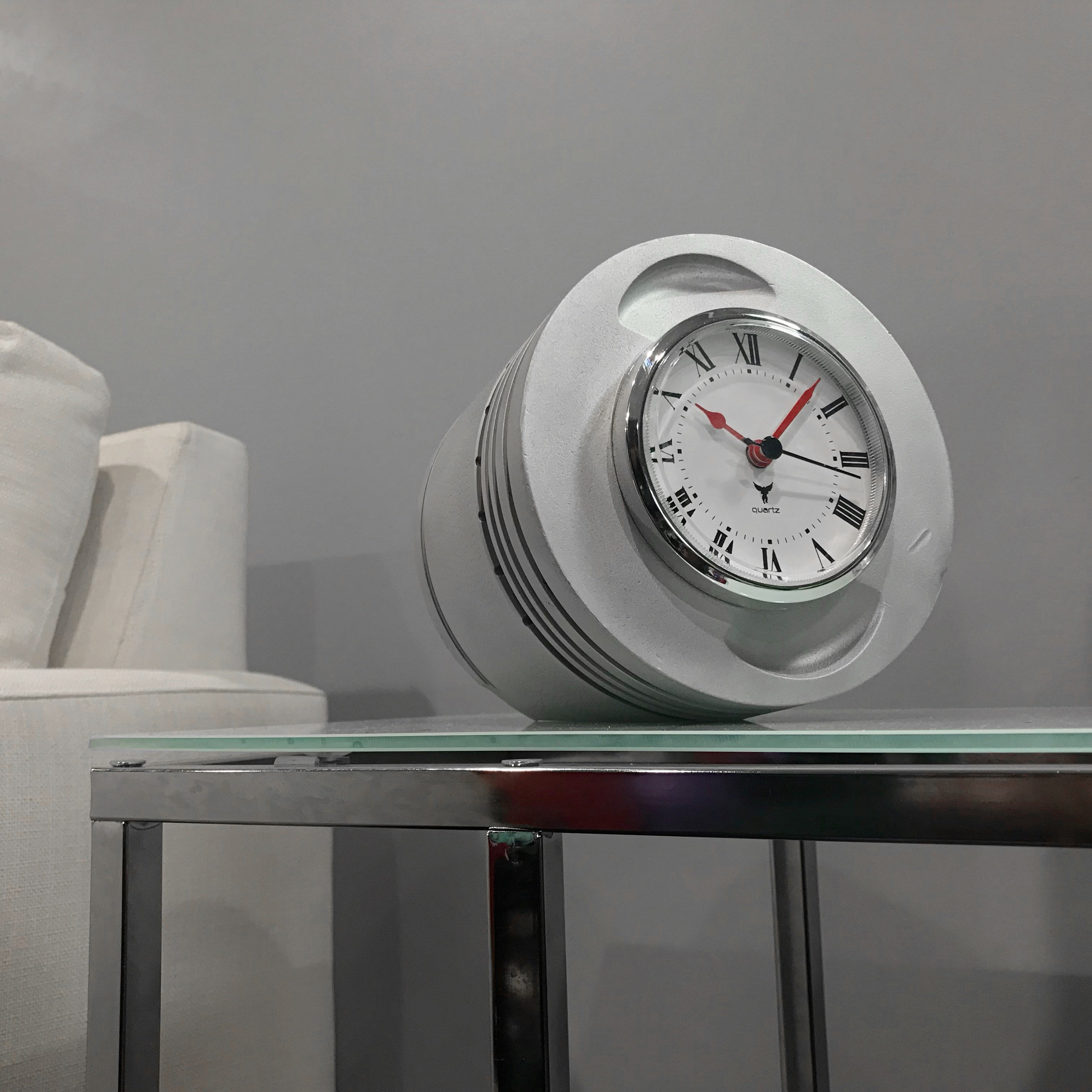Pratt & Whitney R-2800 WWII Double Wasp Raw Radial Engine Piston Desk Clock