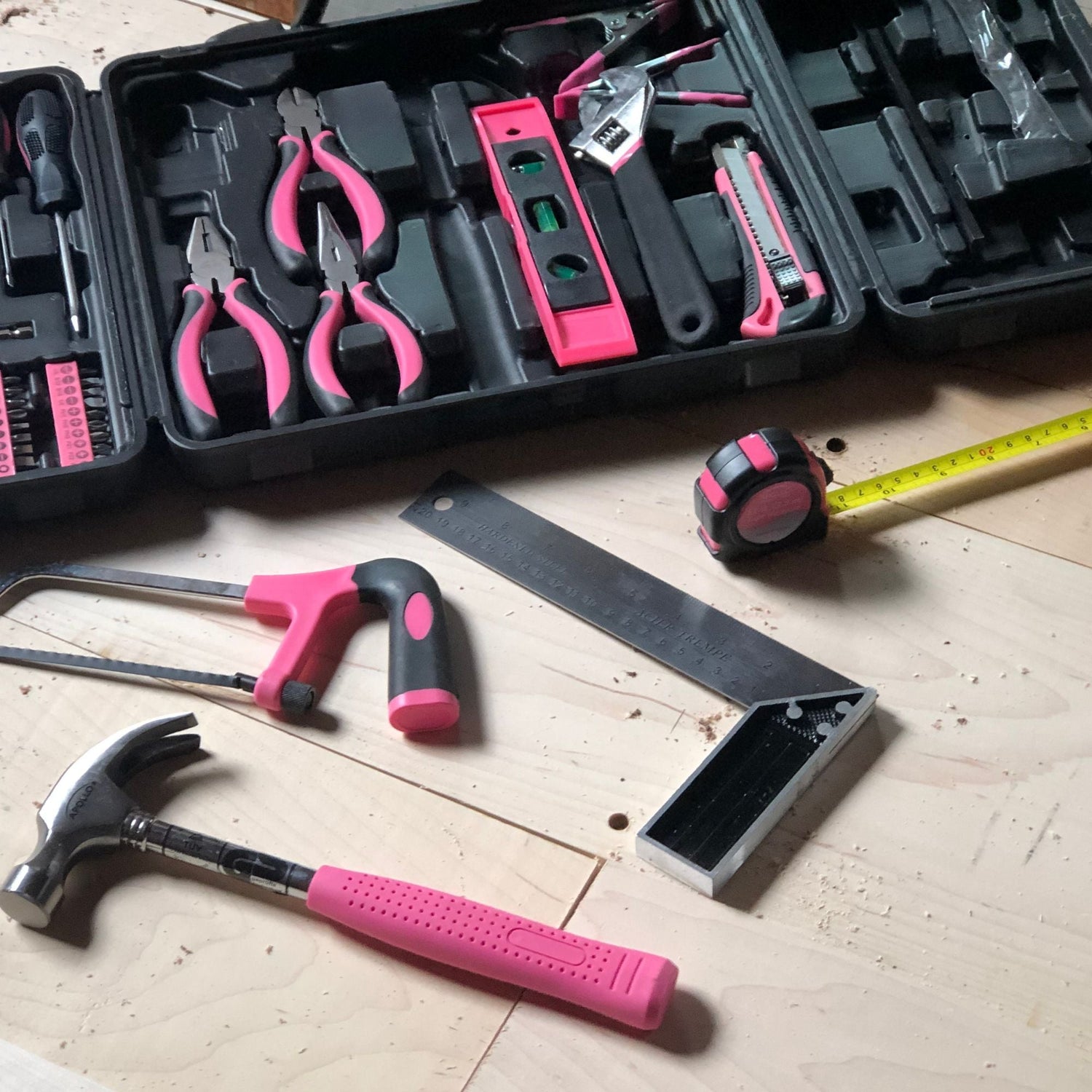 71 Piece Household Tool Kit Pink - DT0204P - Prop and Piston