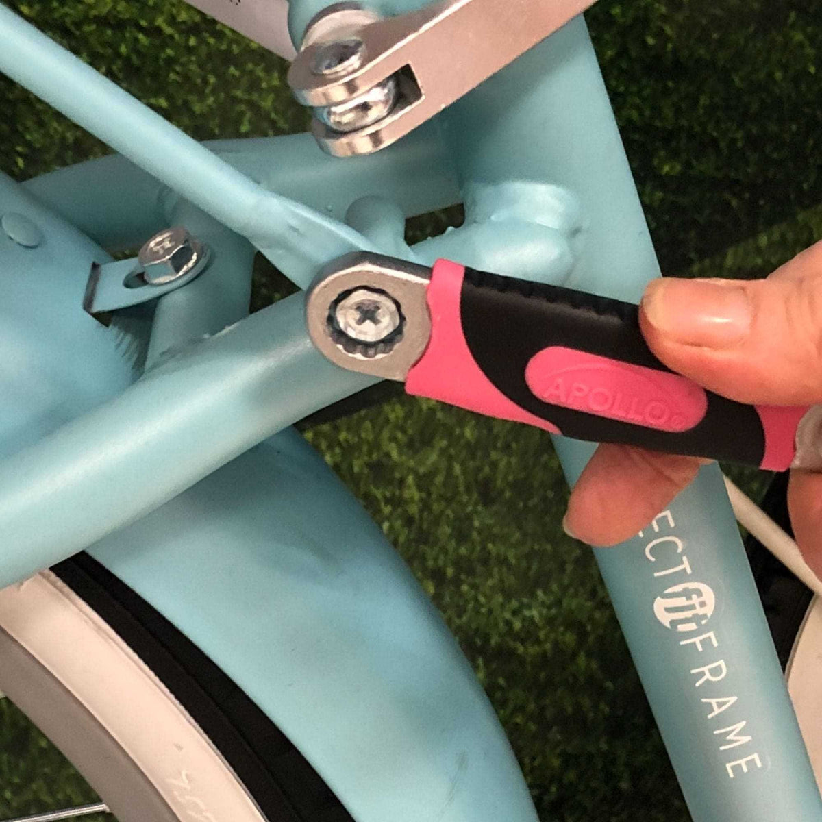 2 Adjustable Wrenches - Pink - DT5007P - Prop and Piston