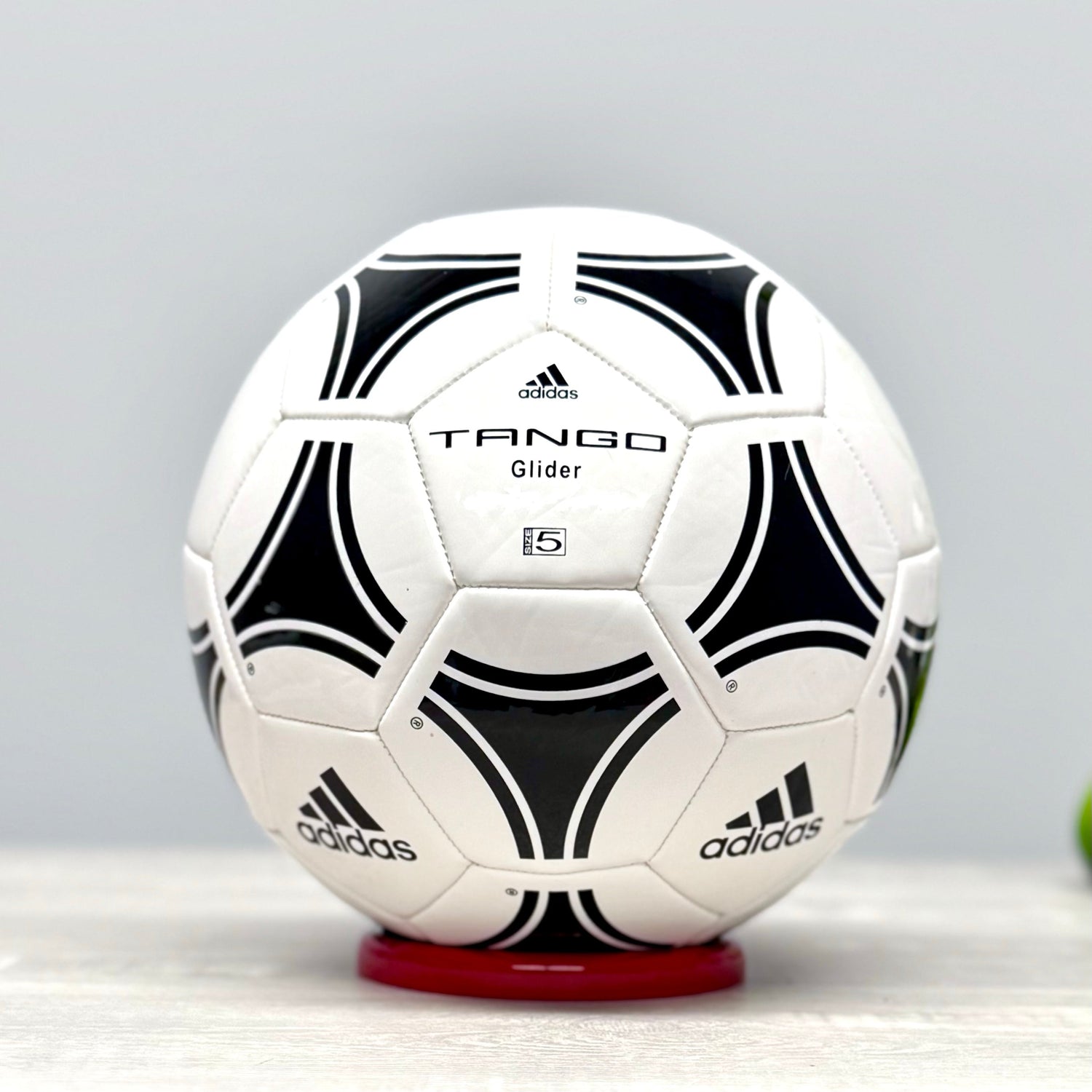 Ultra Premium 4-5/16" Steel Powdercoated Signed Game Used Soccer Ball Display Stand