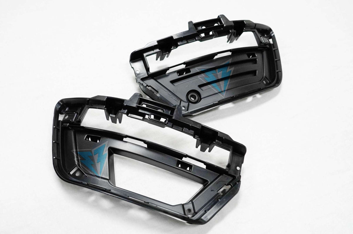 2012-2014 Mercedes Benz W204 facelift C63 AMG style front bumper conversion kit installed on C-Class sedan