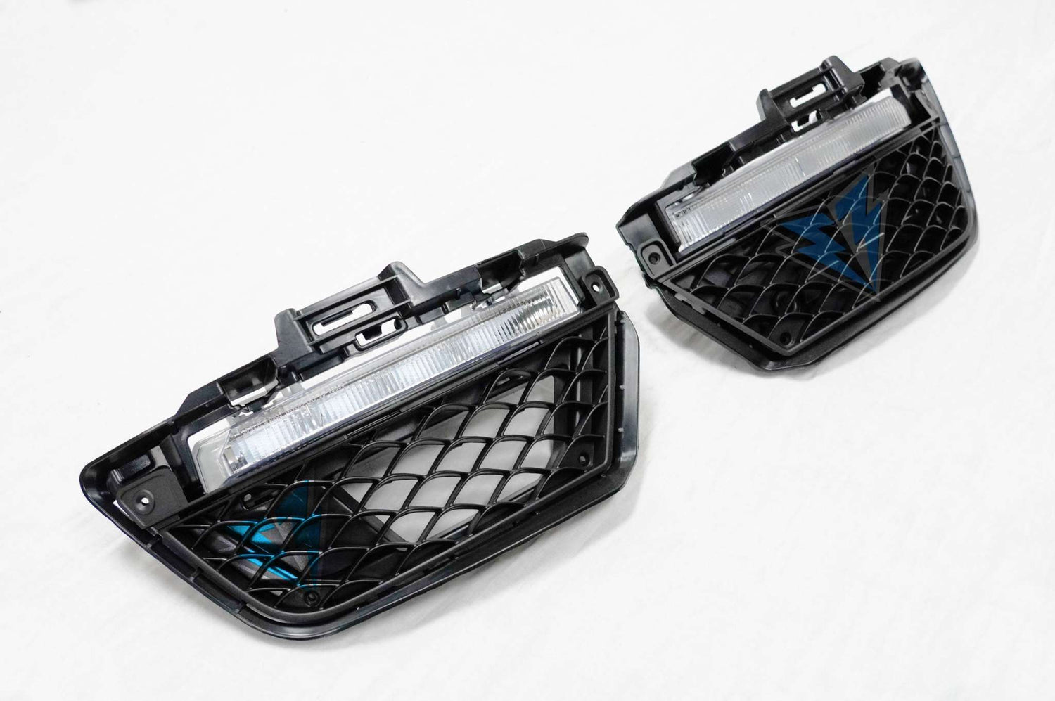 2012-2014 Mercedes Benz W204 facelift C63 AMG style front bumper conversion kit on C-Class sedan